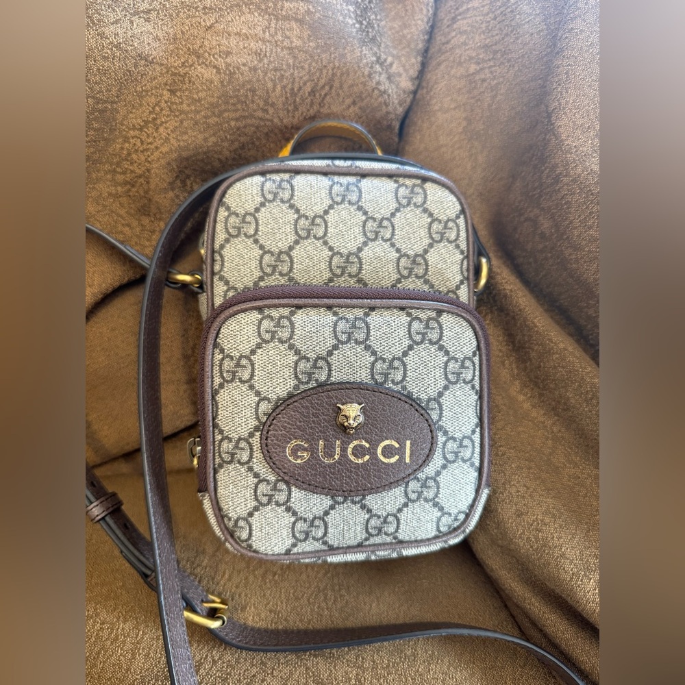 Gucci GG Supreme Neo Vintage Mini Bag